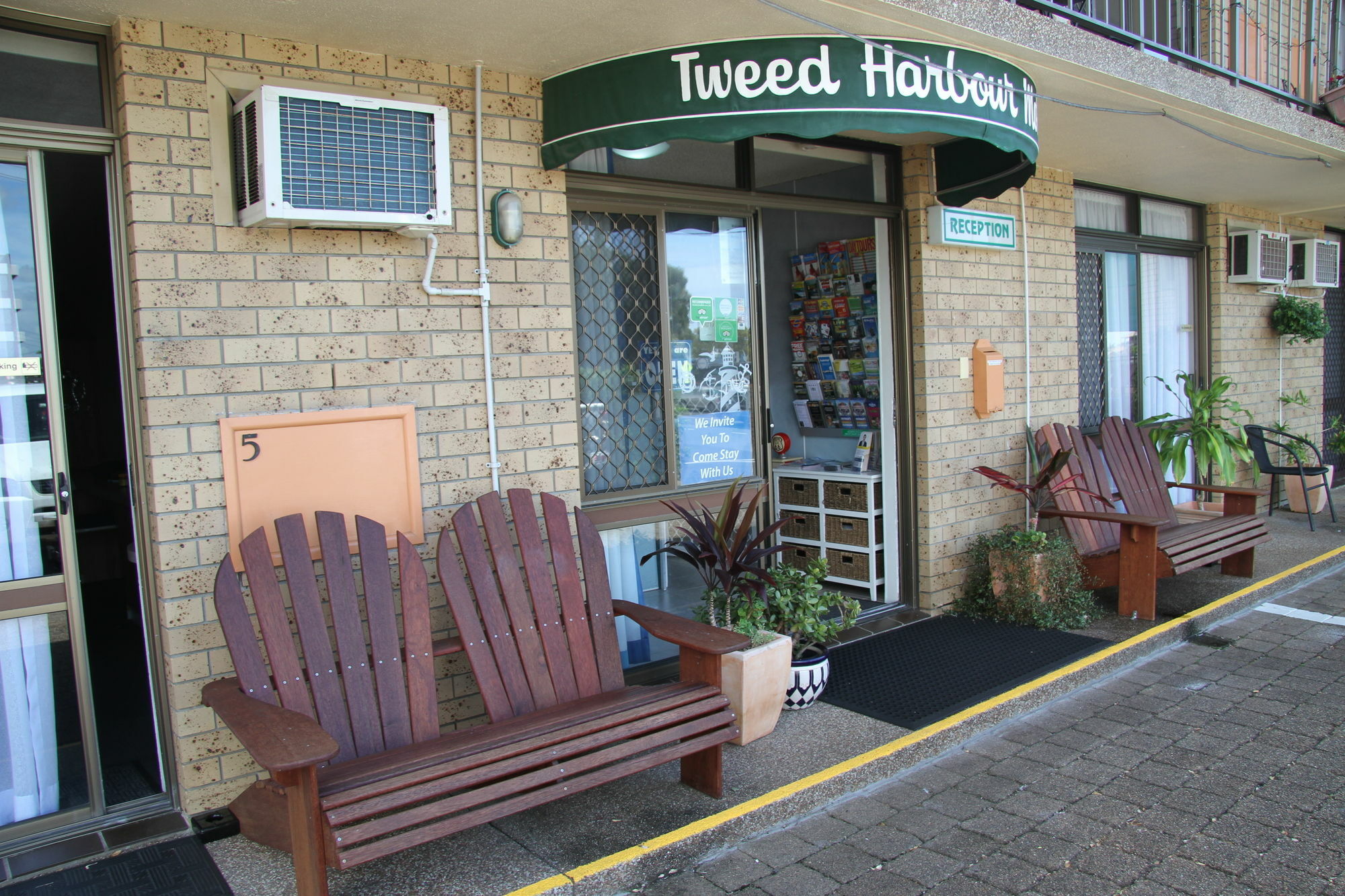 Tweed Harbour Motor Inn Tweed Heads Esterno foto